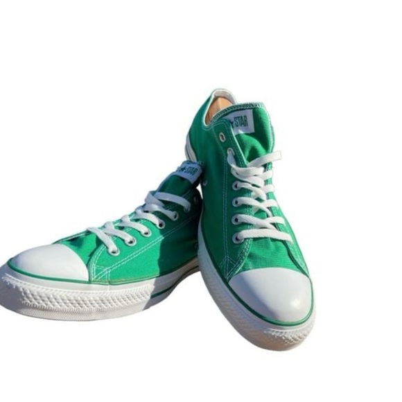 Converse Shoes - Picture 1 of 1